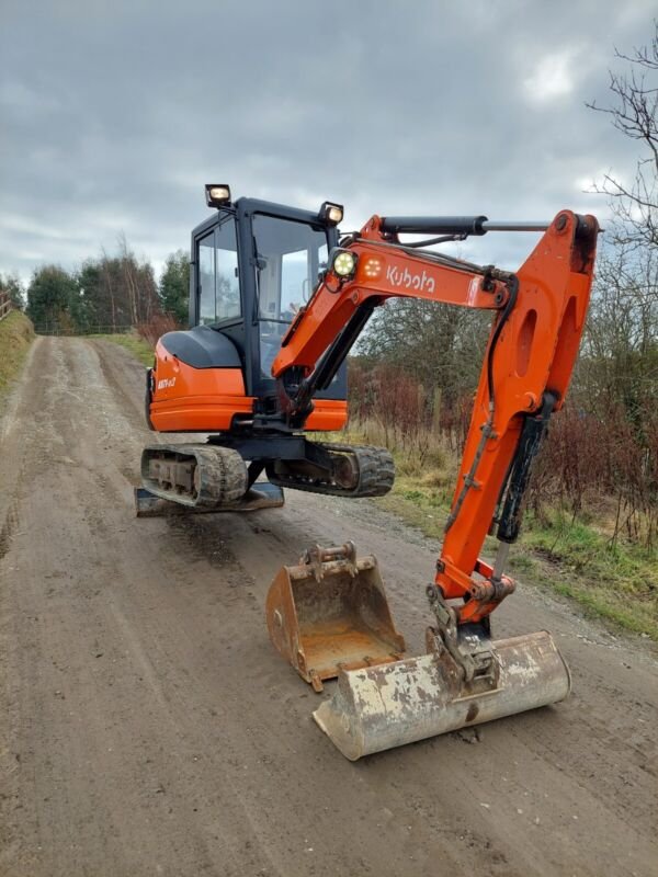 Mini-pelle Kubota KX71-3 2012 – 2,5T Excellent État – Image 8